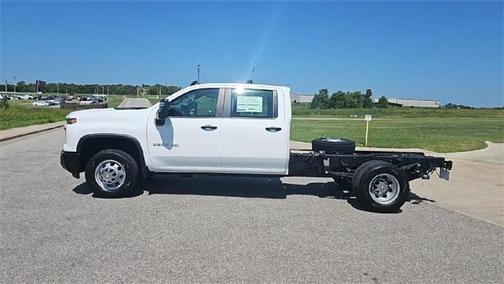 2025 Chevrolet Silverado 3500 WT