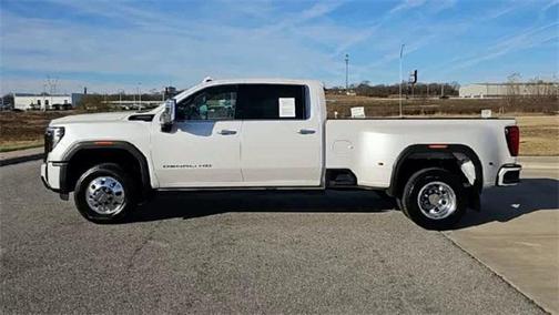 2024 GMC Sierra 3500 Denali