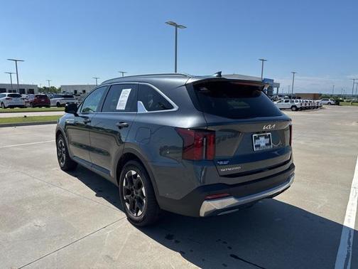 2024 Kia Sorento S
