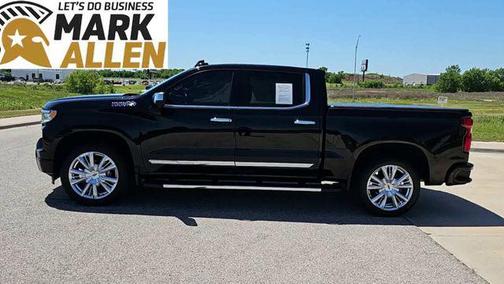 Black 2023 Chevrolet Silverado 1500 High Country