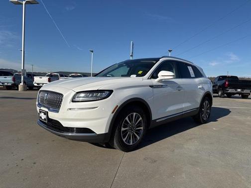 2021 Lincoln Nautilus Reserve