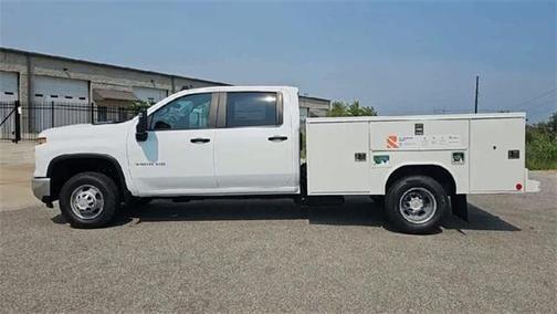2025 Chevrolet Silverado 3500 WT