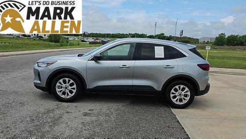 Iconic Silver Metallic 2023 Ford Escape Active