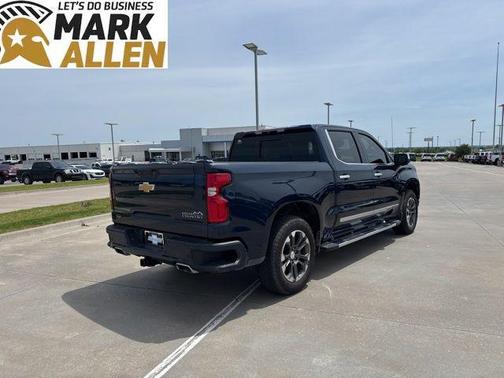 Northsky Blue Metallic 2022 Chevrolet Silverado 1500 High Country