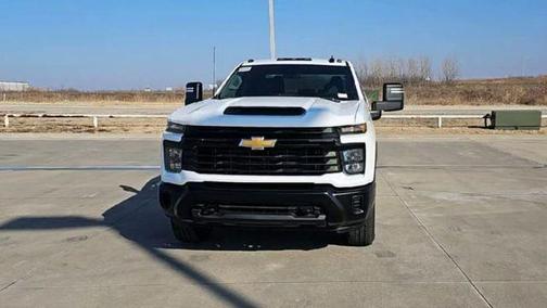 Summit White 2026 Chevrolet Silverado 2500 WT