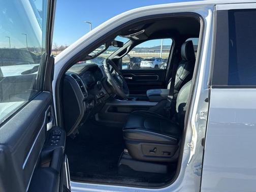 2025 RAM 2500 Laramie Crew Cab 4x4 6'4' Box