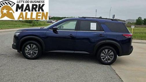Deep Ocean Blue Pearl 2025 Nissan Pathfinder SV FWD