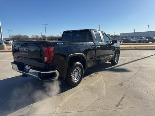 2023 GMC Sierra 1500 Pro