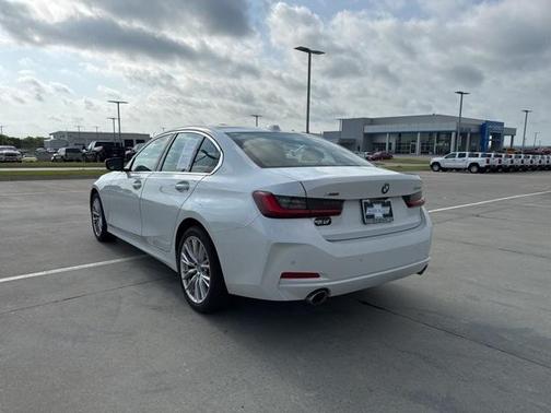 2024 BMW 330 i xDrive