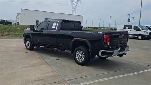 2022 GMC Sierra 2500 SLE