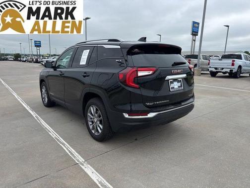 Ebony Twilight Metallic 2024 GMC Terrain SLT