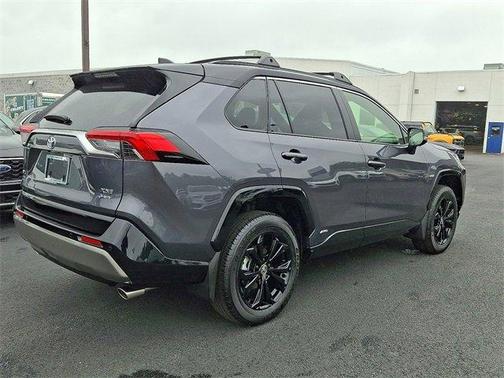 2025 Toyota RAV4 Hybrid XSE