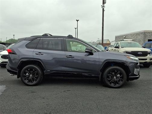 2025 Toyota RAV4 Hybrid XSE