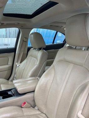 2011 Lincoln MKS Base