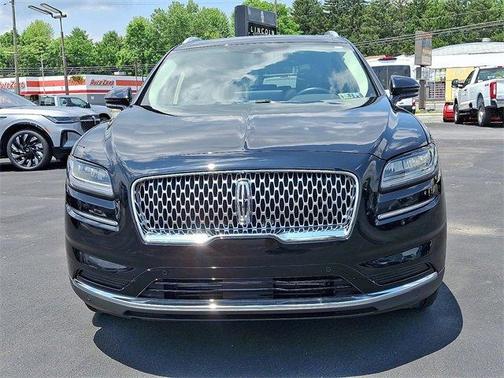 2022 Lincoln Nautilus Reserve