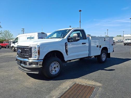 2025 Ford F-250 XL