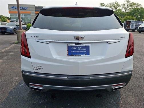 2022 Cadillac XT5 Premium Luxury