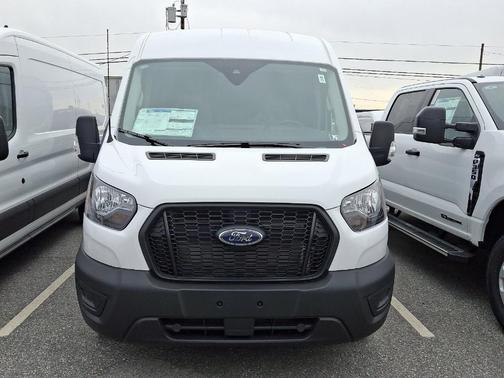 2025 Ford Transit-250 148 WB Medium Roof Cargo