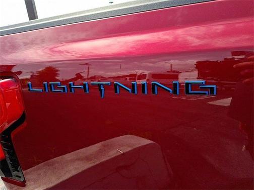 2025 Ford F-150 Lightning Flash