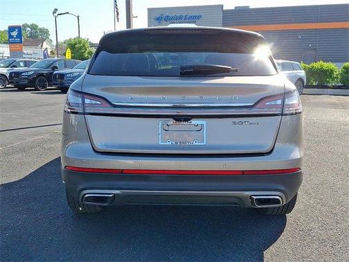 2019 Lincoln Nautilus Reserve
