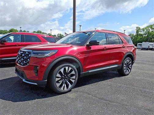 2025 Ford Explorer Platinum