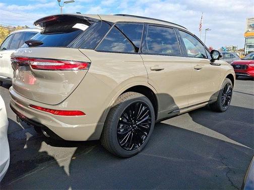2025 Lincoln Corsair Premiere