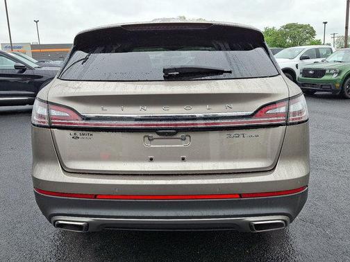 2019 Lincoln Nautilus Select