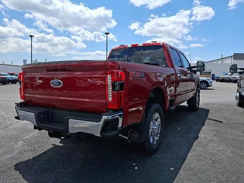 2025 Ford F-350 Lariat Super Duty