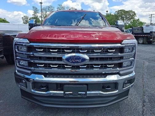 2025 Ford F-350 Lariat Super Duty