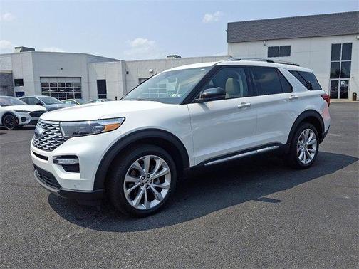 2023 Ford Explorer Platinum