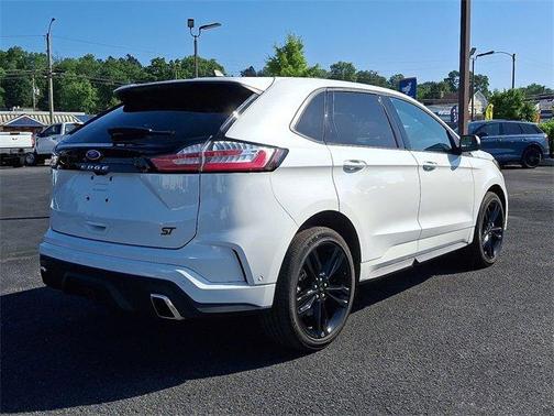 2024 Ford Edge ST