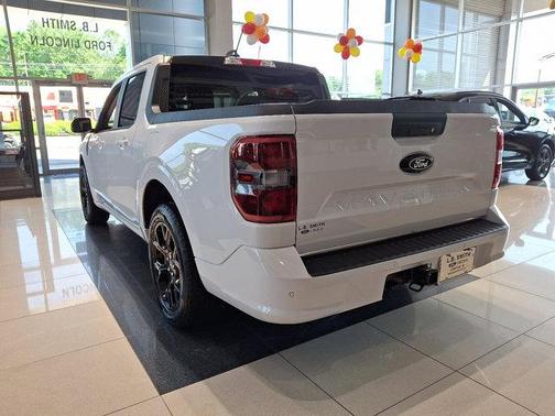2025 Ford Maverick Lobo Standard