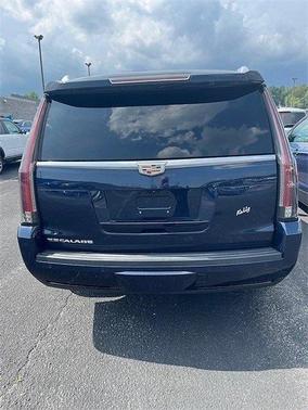 2018 Cadillac Escalade Platinum