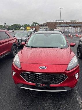 2021 Ford Escape Titanium Hybrid