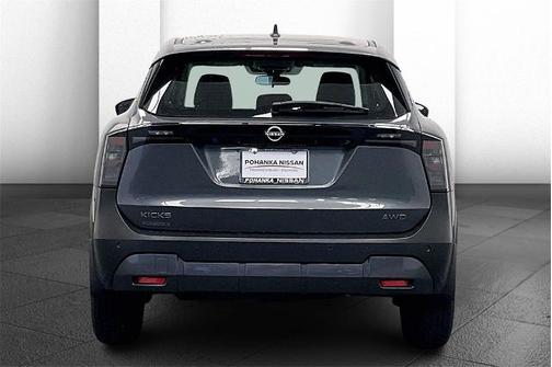 2025 Nissan Kicks S