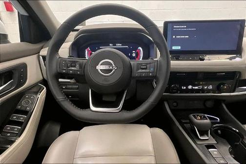 Everest White P 2024 Nissan Rogue SL