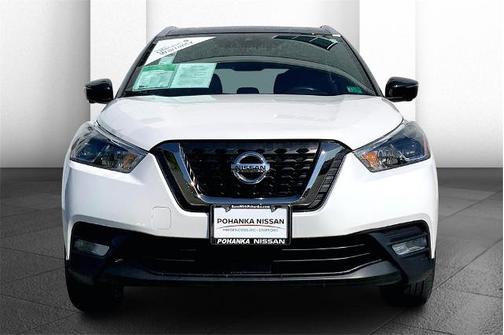 2020 Nissan Kicks SR