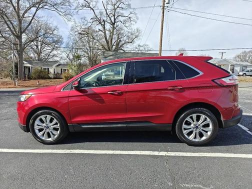 2020 Ford Edge Titanium