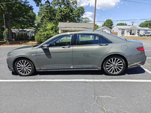Jade Green Metallic 2017 Lincoln Continental Select