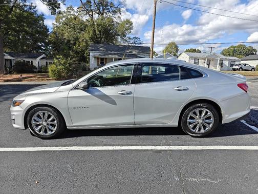 2020 Chevrolet Malibu FWD LT