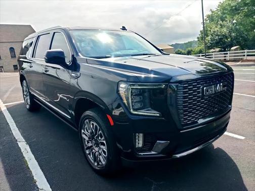 2023 GMC Yukon XL Denali Ultimate