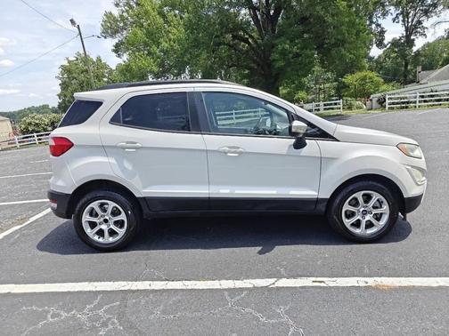 Pearl White 2018 Ford EcoSport SE