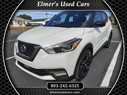 2020 Nissan Kicks SR