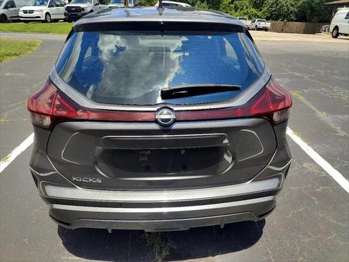 2023 Nissan Kicks S