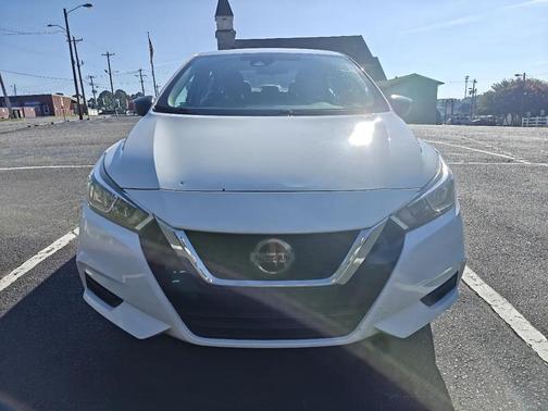 Fresh Powder 2021 Nissan Versa 1.6 S