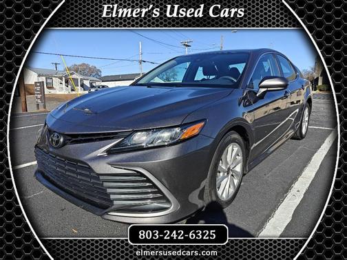 2022 Toyota Camry LE