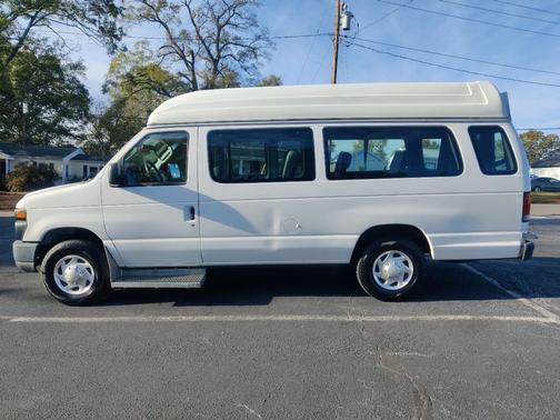 2013 Ford E350 Super Duty Recreational