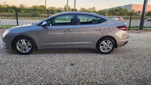 2020 Hyundai ELANTRA Value Edition