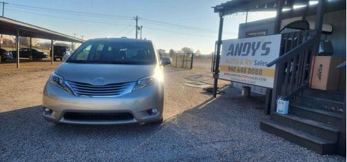 2017 Toyota Sienna XLE