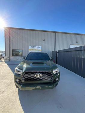 2021 Toyota Tacoma TRD Sport
